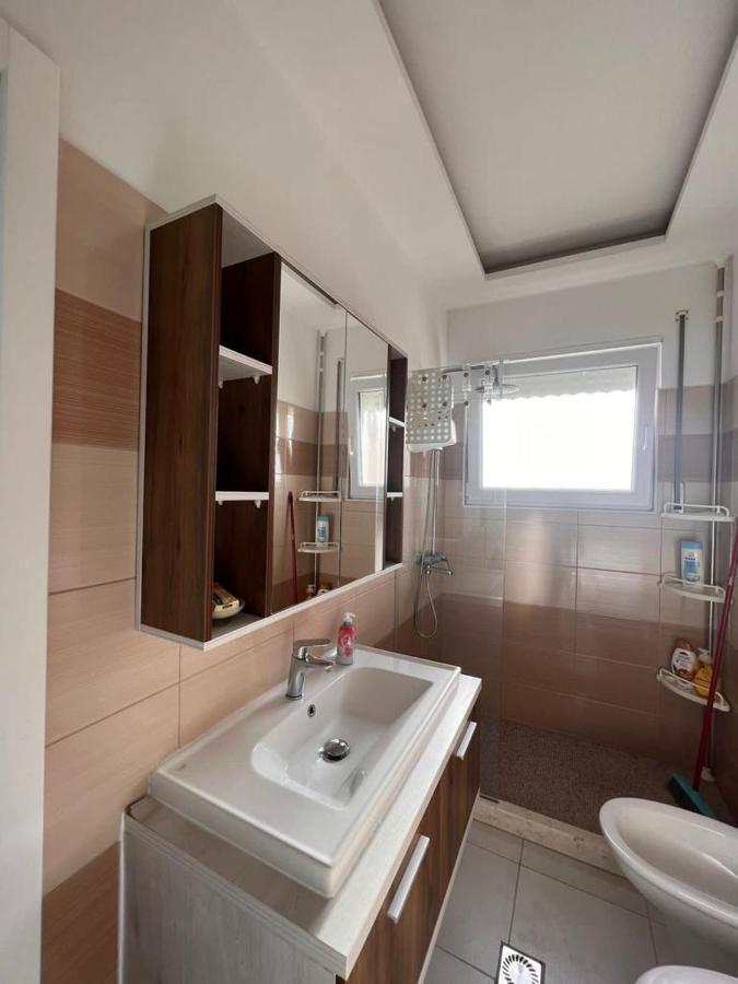 Soleil Apartment With Sunbed & Umbrella فلورا المظهر الخارجي الصورة